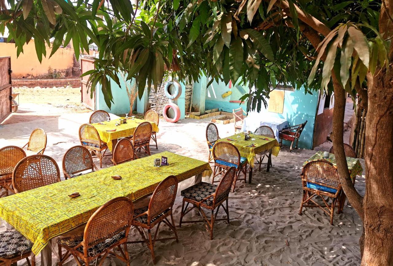 Mango Lodge Bubaque Buitenkant foto