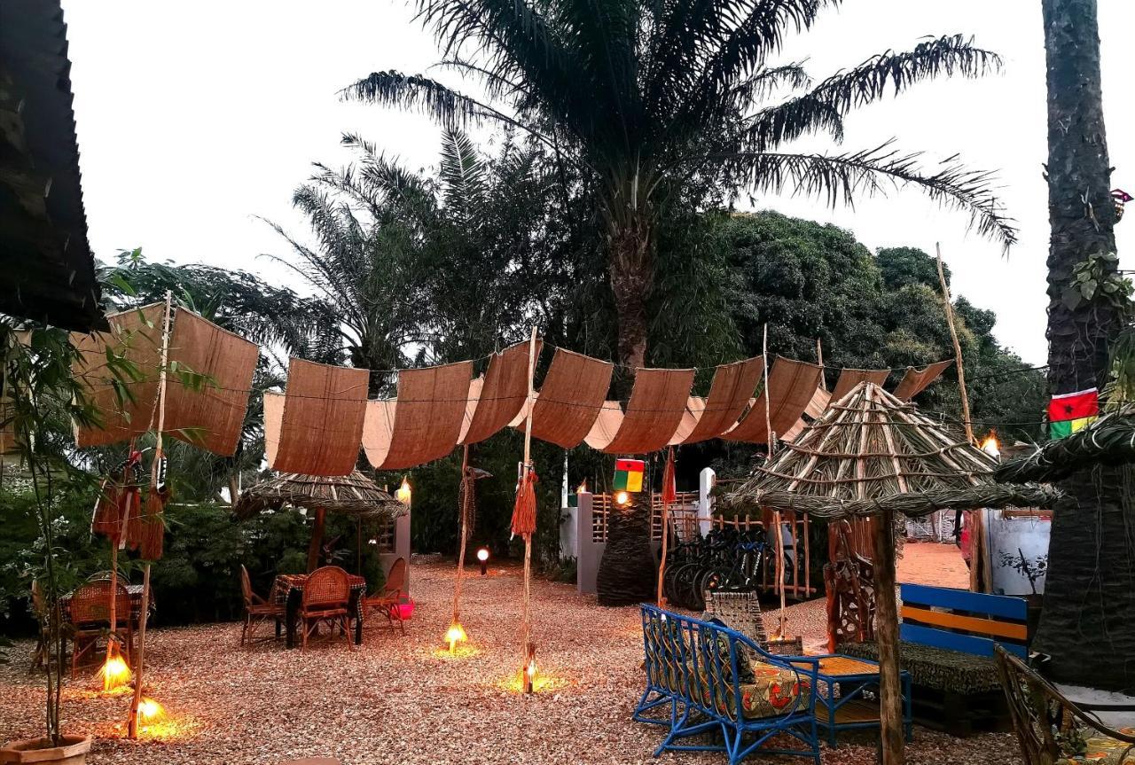 Mango Lodge Bubaque Buitenkant foto